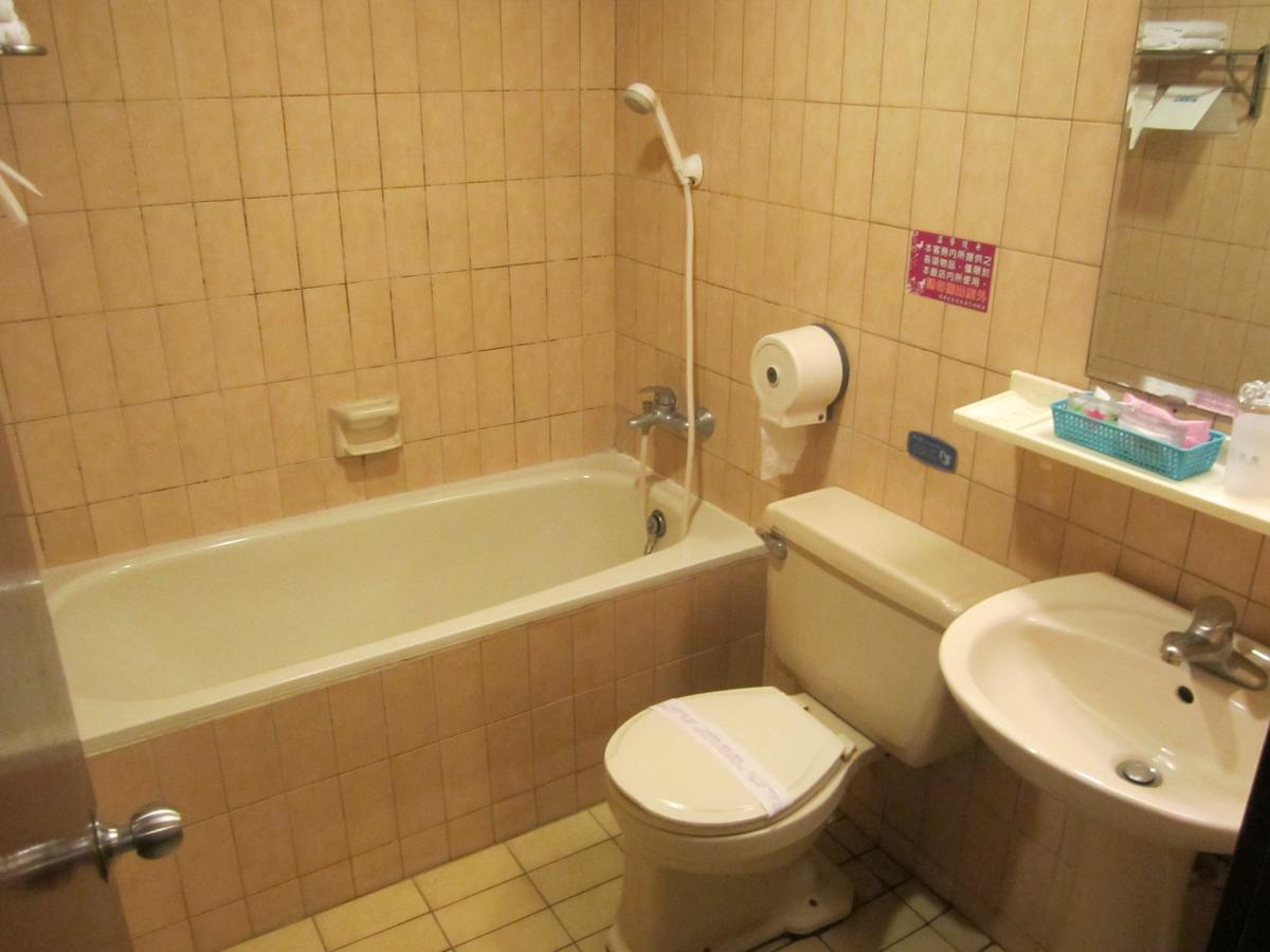 Goshen Hotel كاوشيونغ المظهر الخارجي الصورة